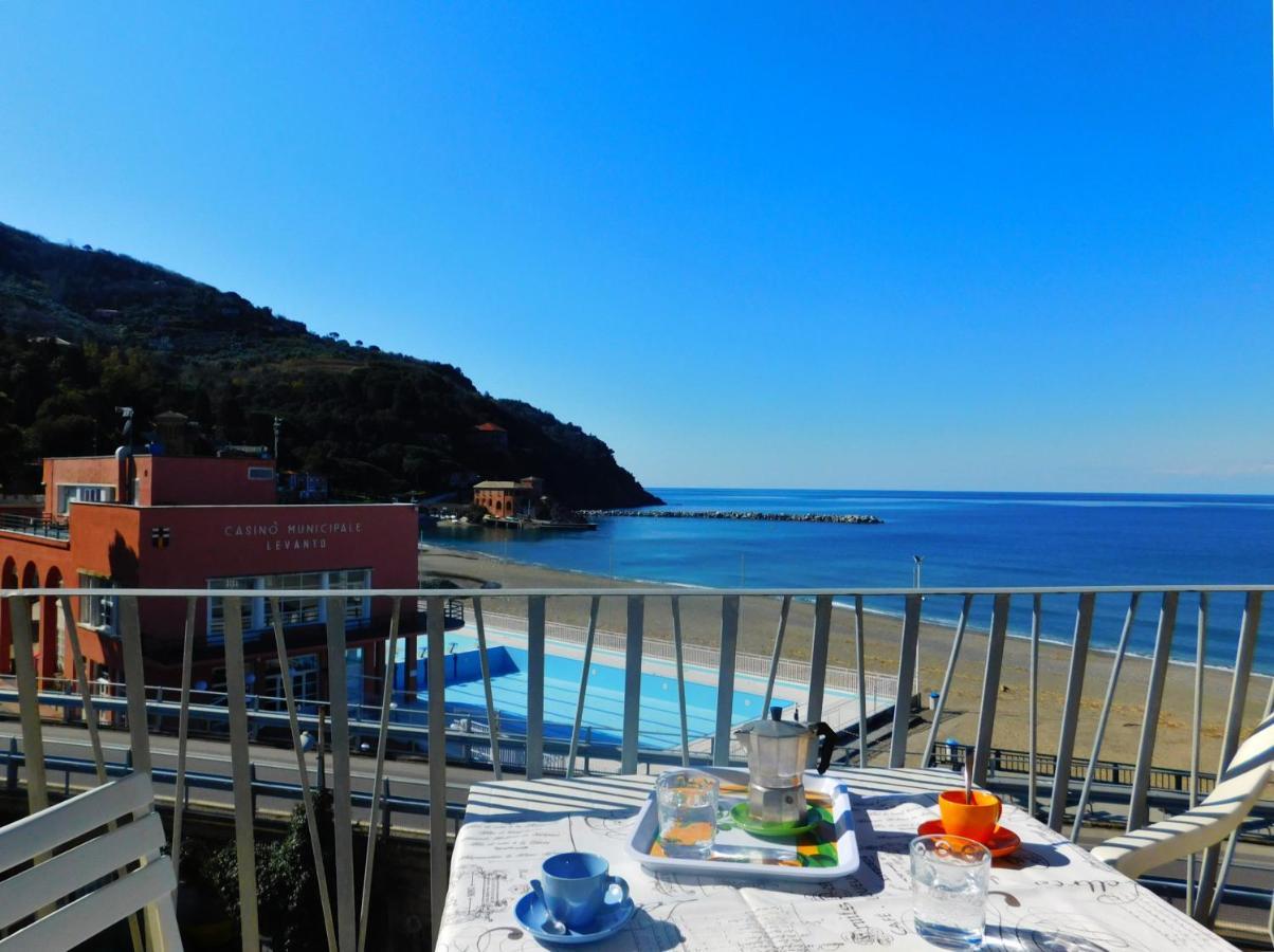 Trilocale Con Meravigliosa Vista Mare, Levanto Kültér fotó