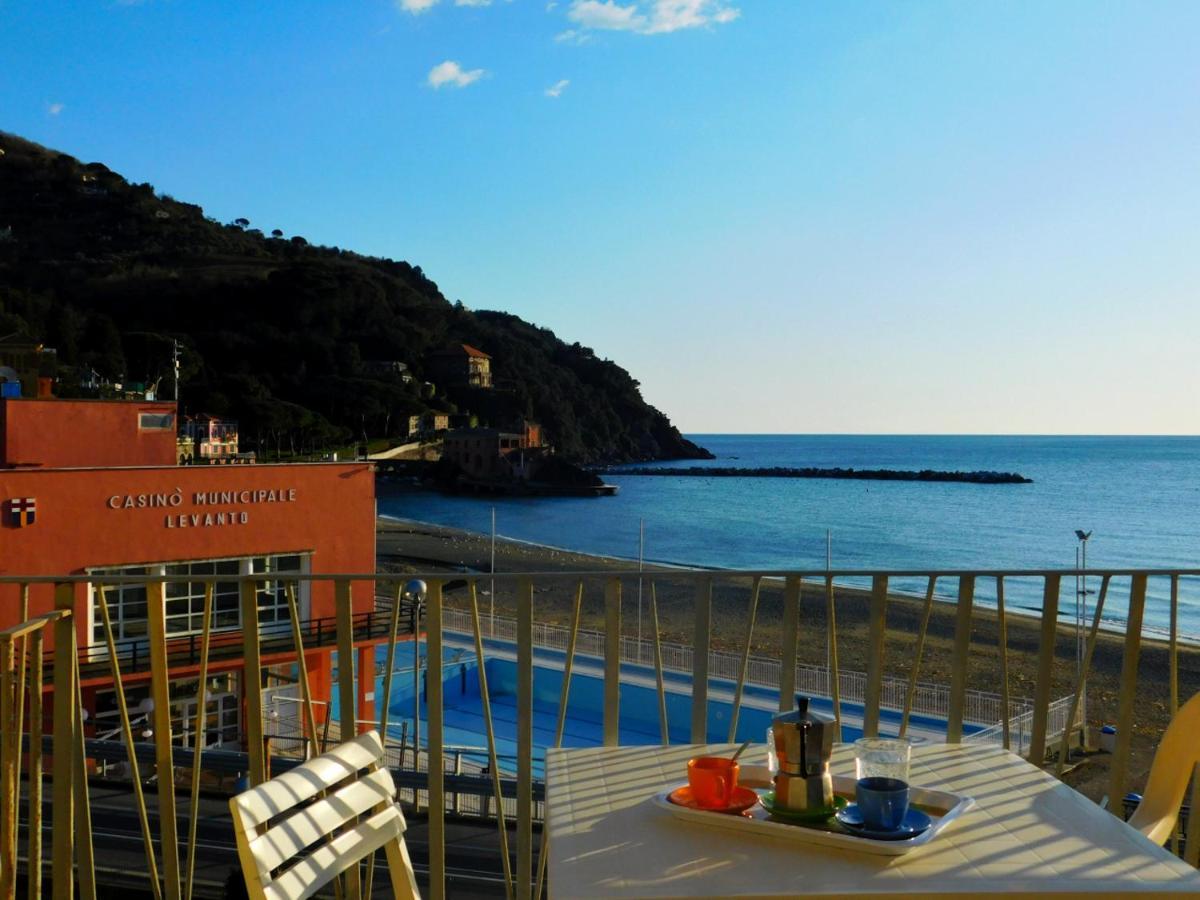 Trilocale Con Meravigliosa Vista Mare, Levanto Kültér fotó